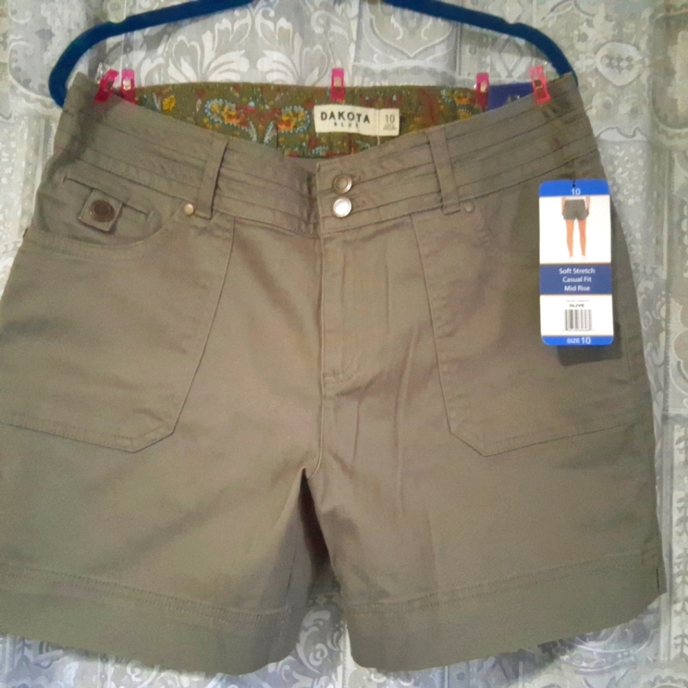 Women's Olive Shorts